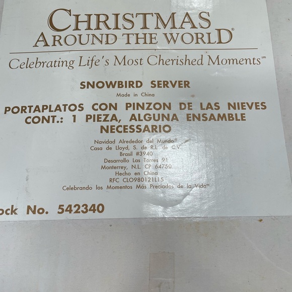 CHRISTMAS AROUND THE WORLD 2 TIER SERVER - Picture 3 of 5